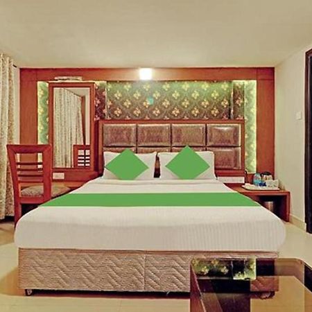 Pine Tree Boutique Hotel Chennai Extérieur photo