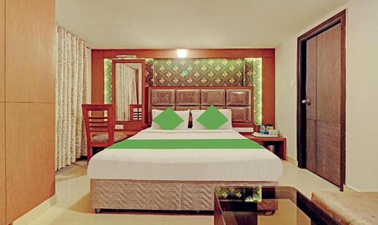 Pine Tree Boutique Hotel Chennai Extérieur photo